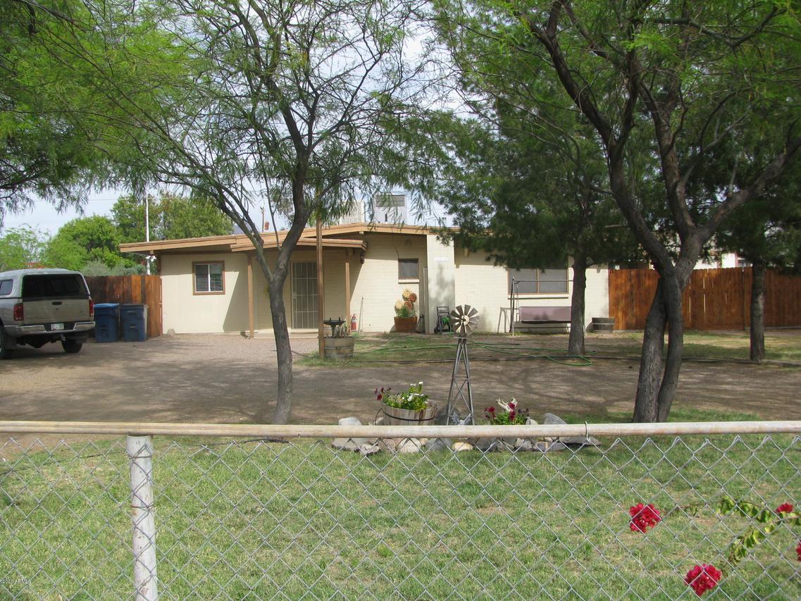 107 S Palo Verde Dr., Apache Junction, AZ 85220