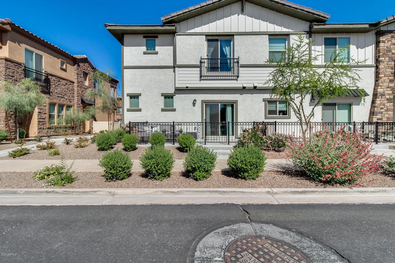 2764 S Cavalier Dr. #101, Gilbert, AZ 85295