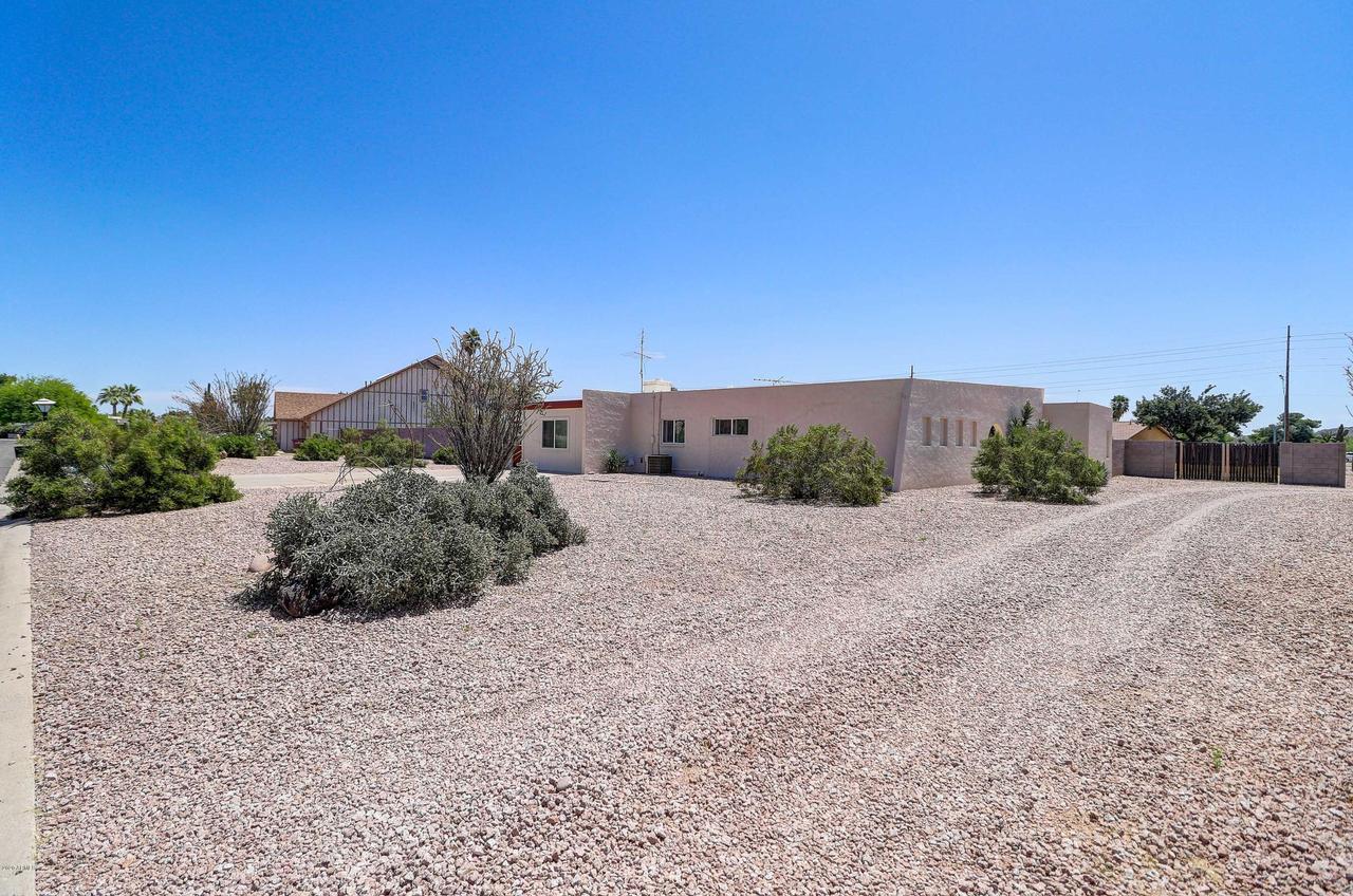 6407 E Clinton St., Scottsdale, AZ 85254