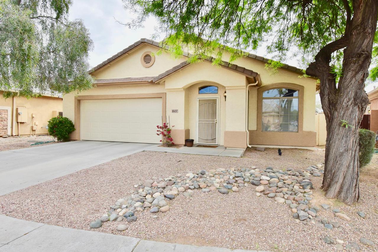 1607 S 83rd Dr., Tolleson, AZ 85353