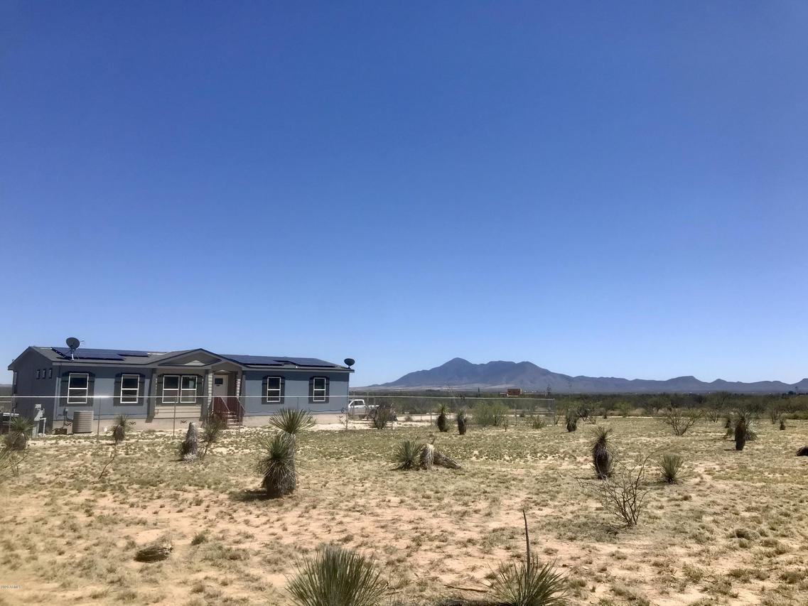 10467 E River Ridge Rd., Hereford, AZ 85615
