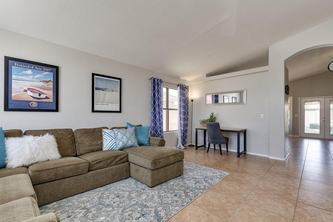 2253 E Rawhide St., Gilbert, AZ 85296