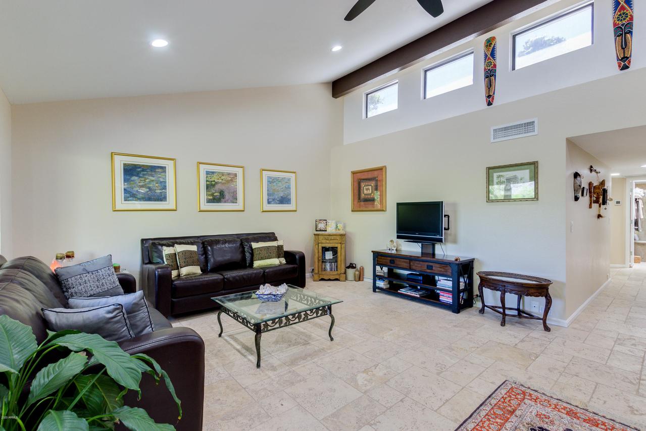 10609 N 8th St., Phoenix, AZ 85020