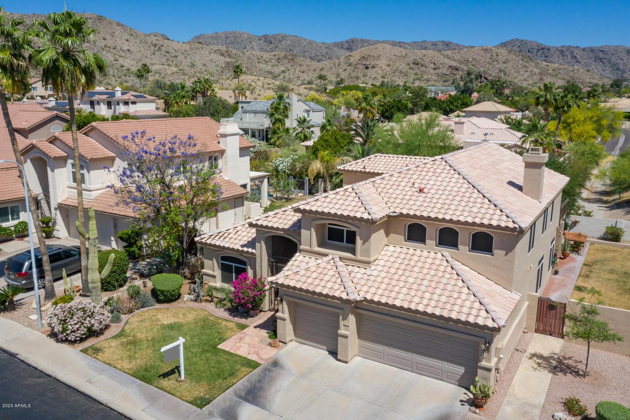 3320 E Desert Flower Ln., Phoenix, AZ 85044