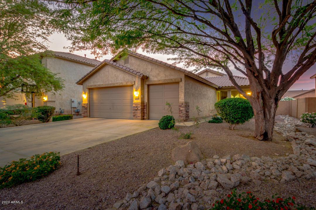 1054 E Magnum Rd., San Tan Valley, AZ 85140