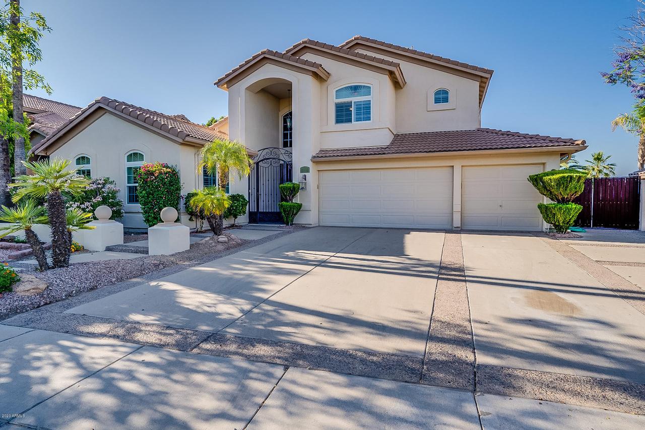 3308 E Desert Flower Ln., Phoenix, AZ 85044