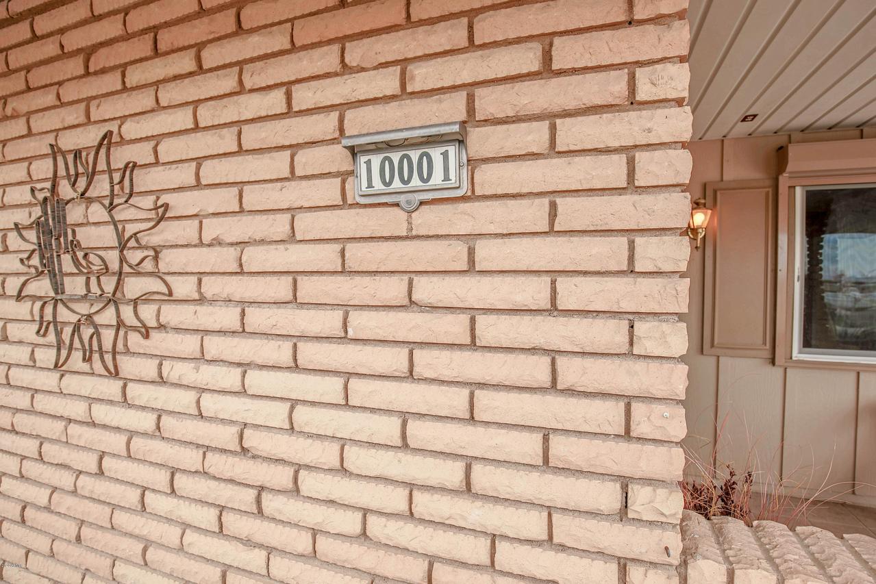 10001 N 110th Ave., Sun City, AZ 85351