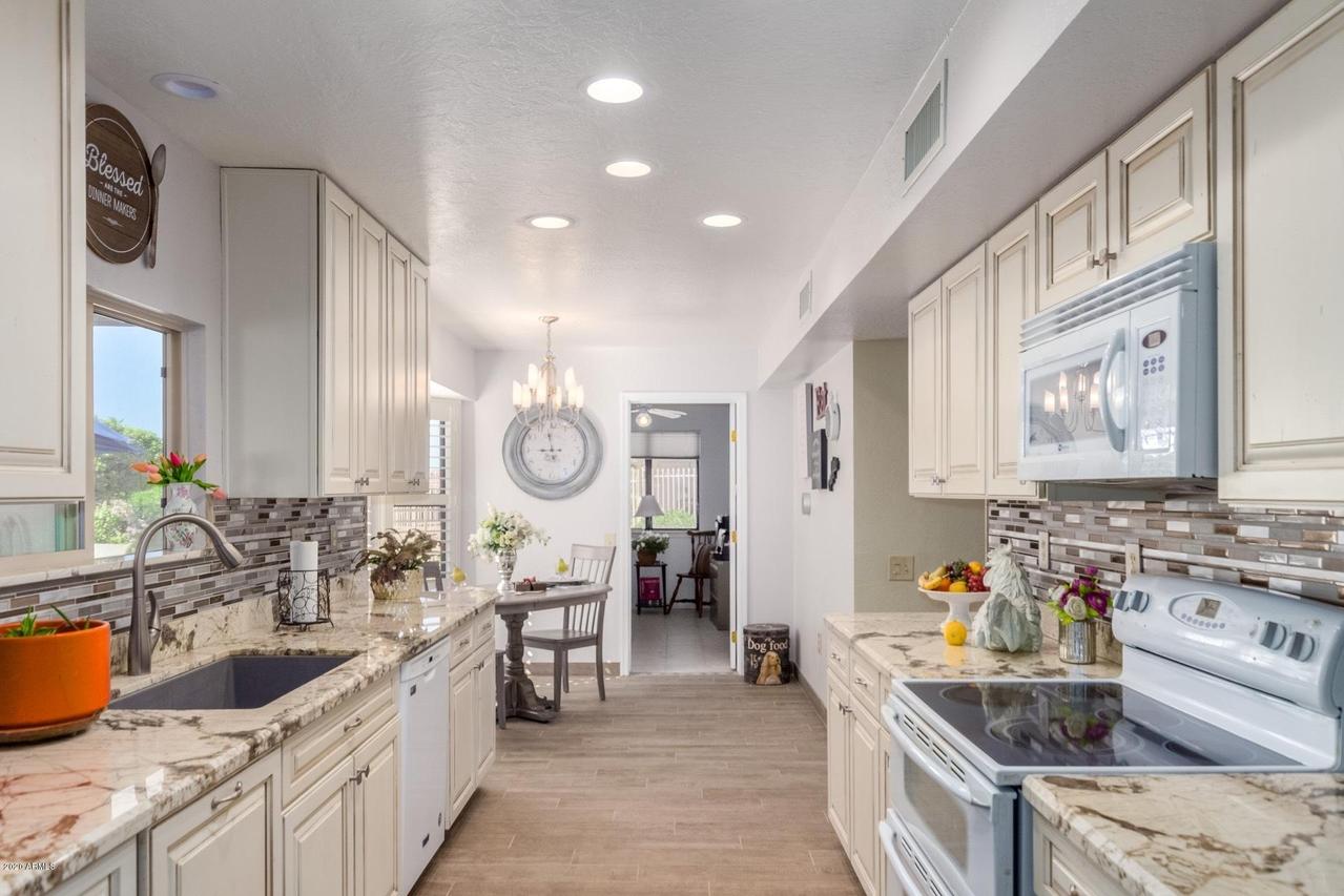 13821 W Springdale Dr., Sun City West, AZ 85375