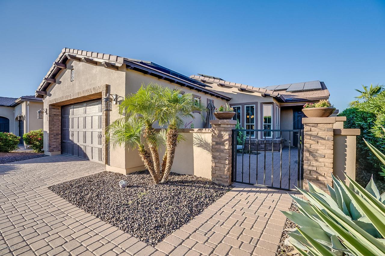36493 N Crucillo Dr., San Tan Valley, AZ 85140