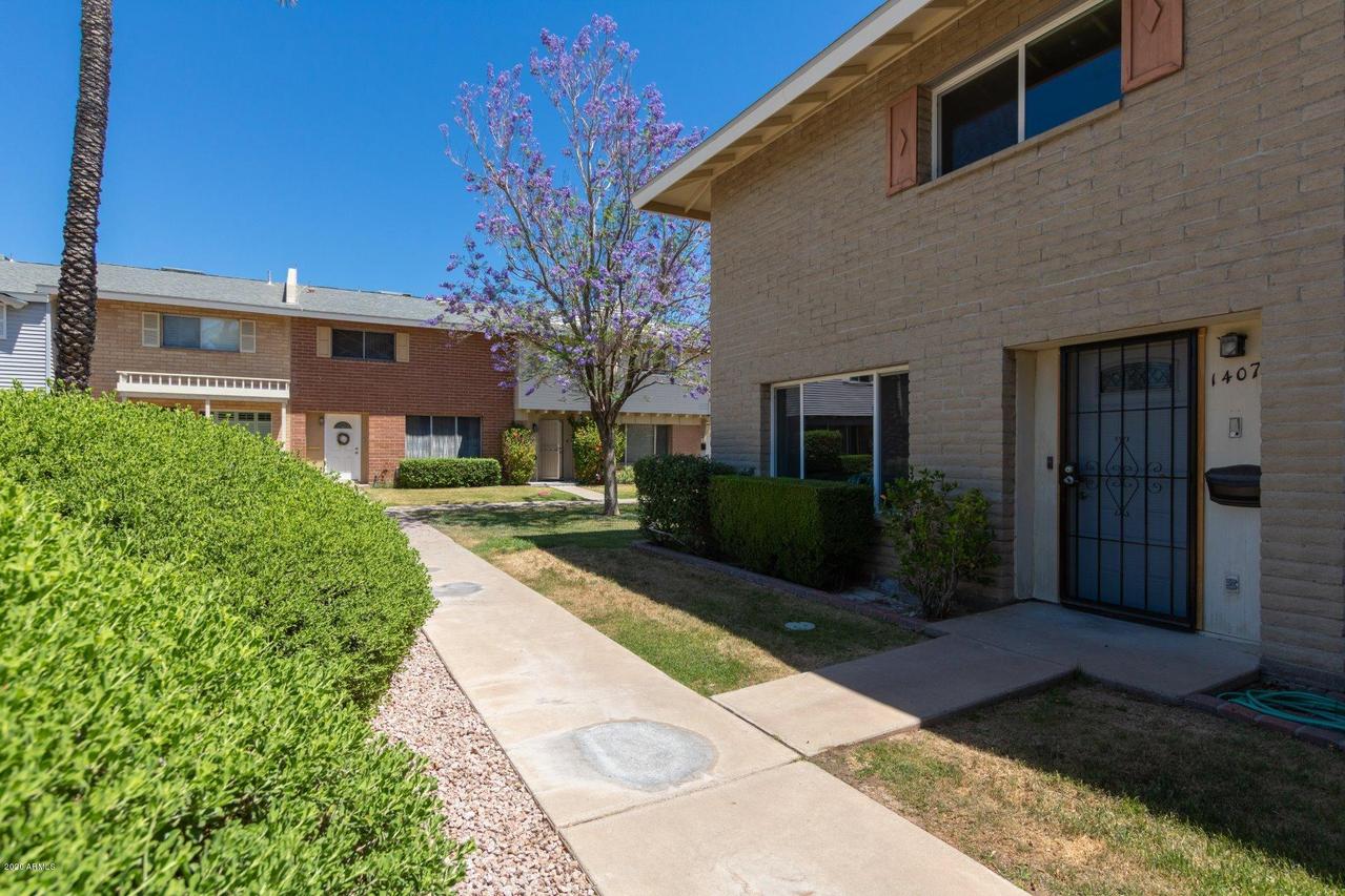 1407 N 44th St., Phoenix, AZ 85008