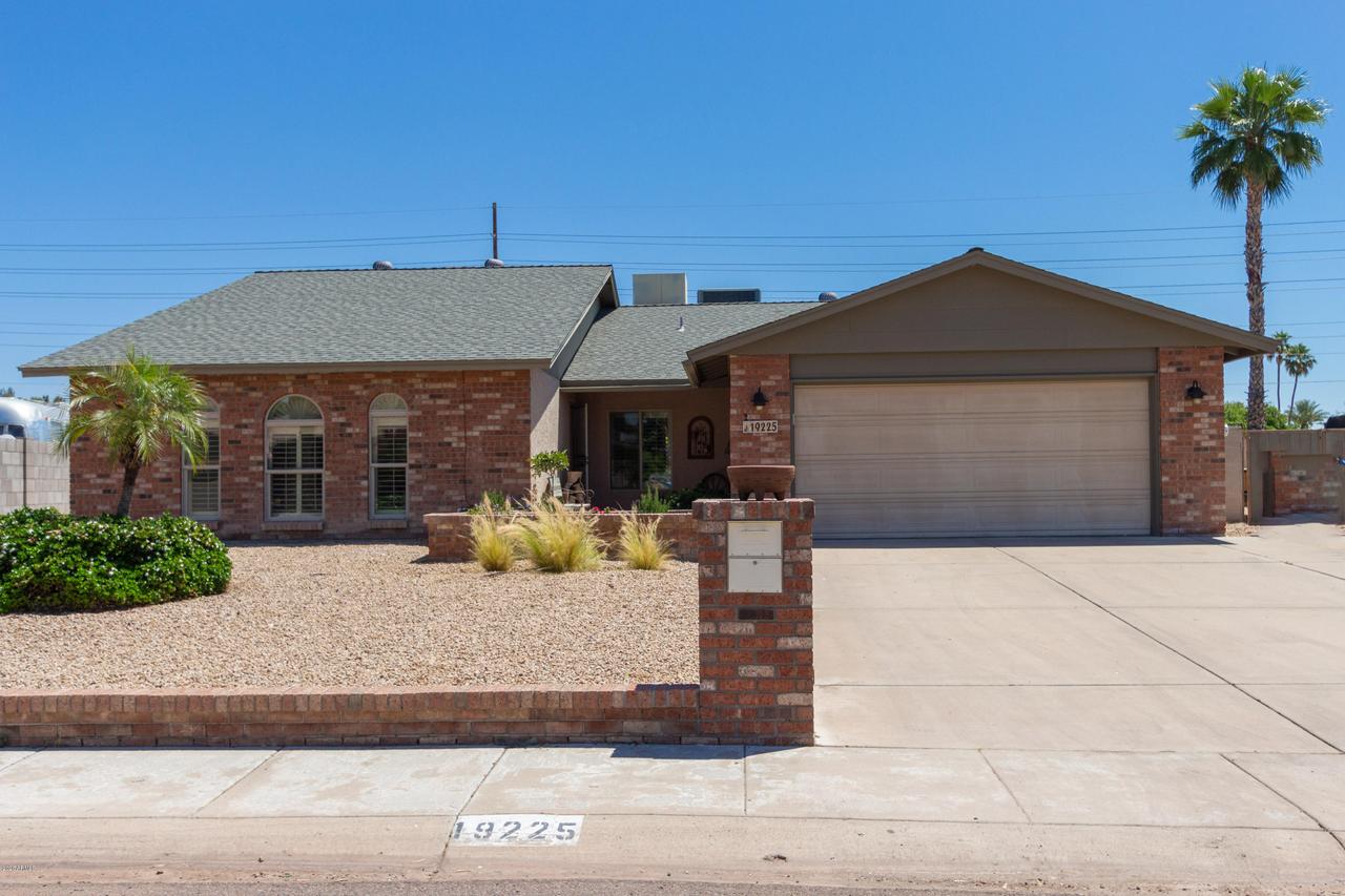 19225 N 31st Dr., Phoenix, AZ 85027