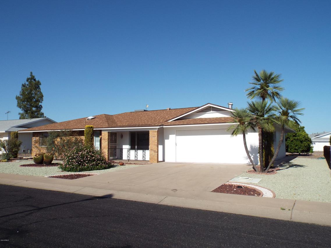 13211 N Branding Iron Dr., Sun City, AZ 85351