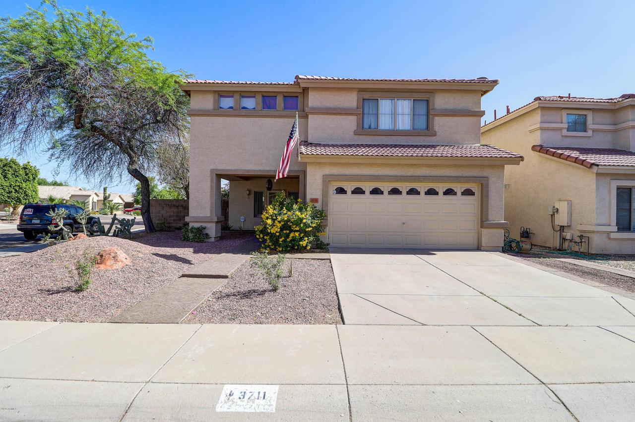 3711 W Fallen Leaf Ln., Glendale, AZ 85310