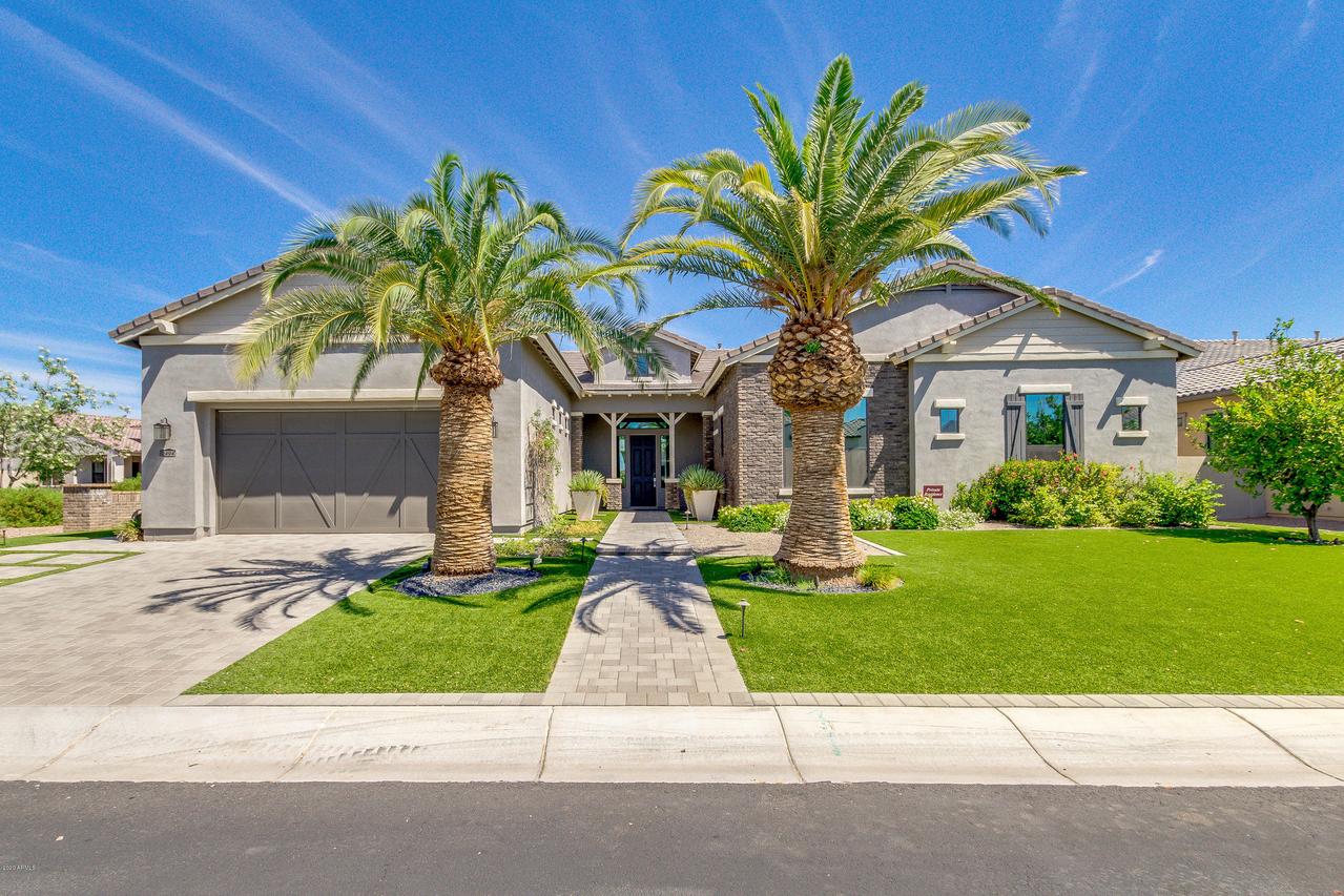 2494 E Country Shadows St., Gilbert, AZ 85298