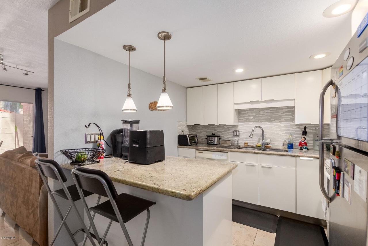 1801 W Tuckey Ln. #25, Phoenix, AZ 85015