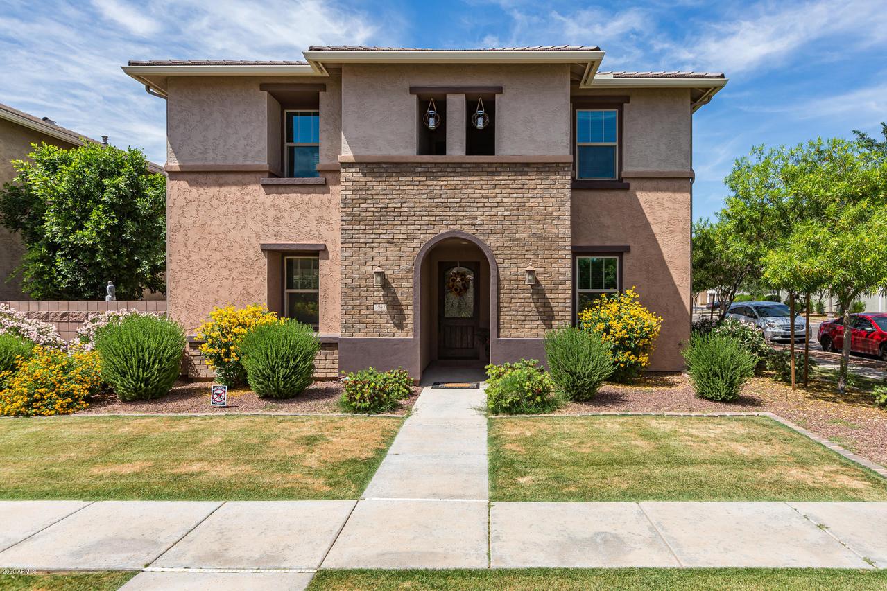 3843 E Gideon Way, Gilbert, AZ 85296