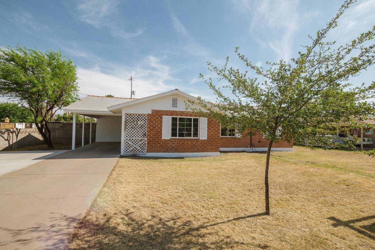 2111 W Pinchot Ave., Phoenix, AZ 85015