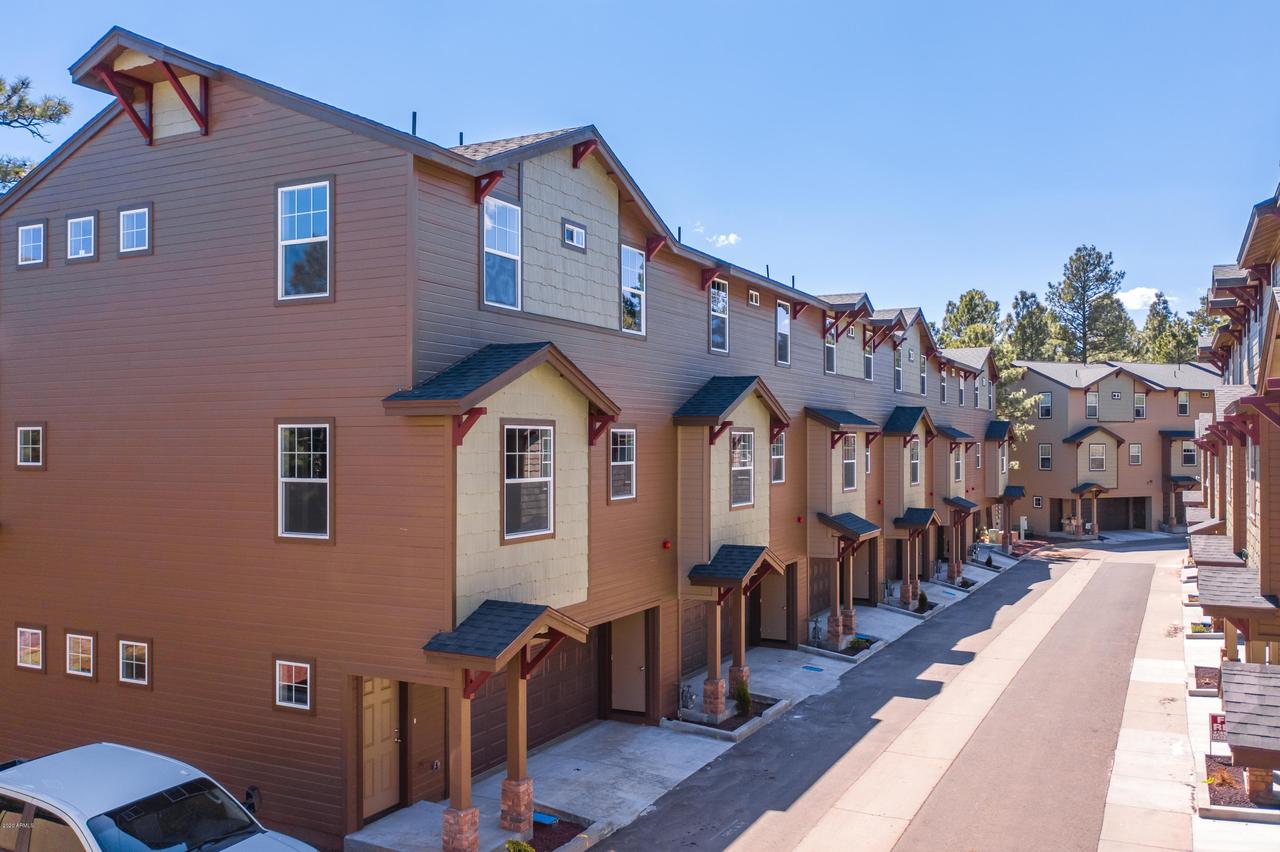 2529 W Cripple Creek Dr., Flagstaff, AZ 86001