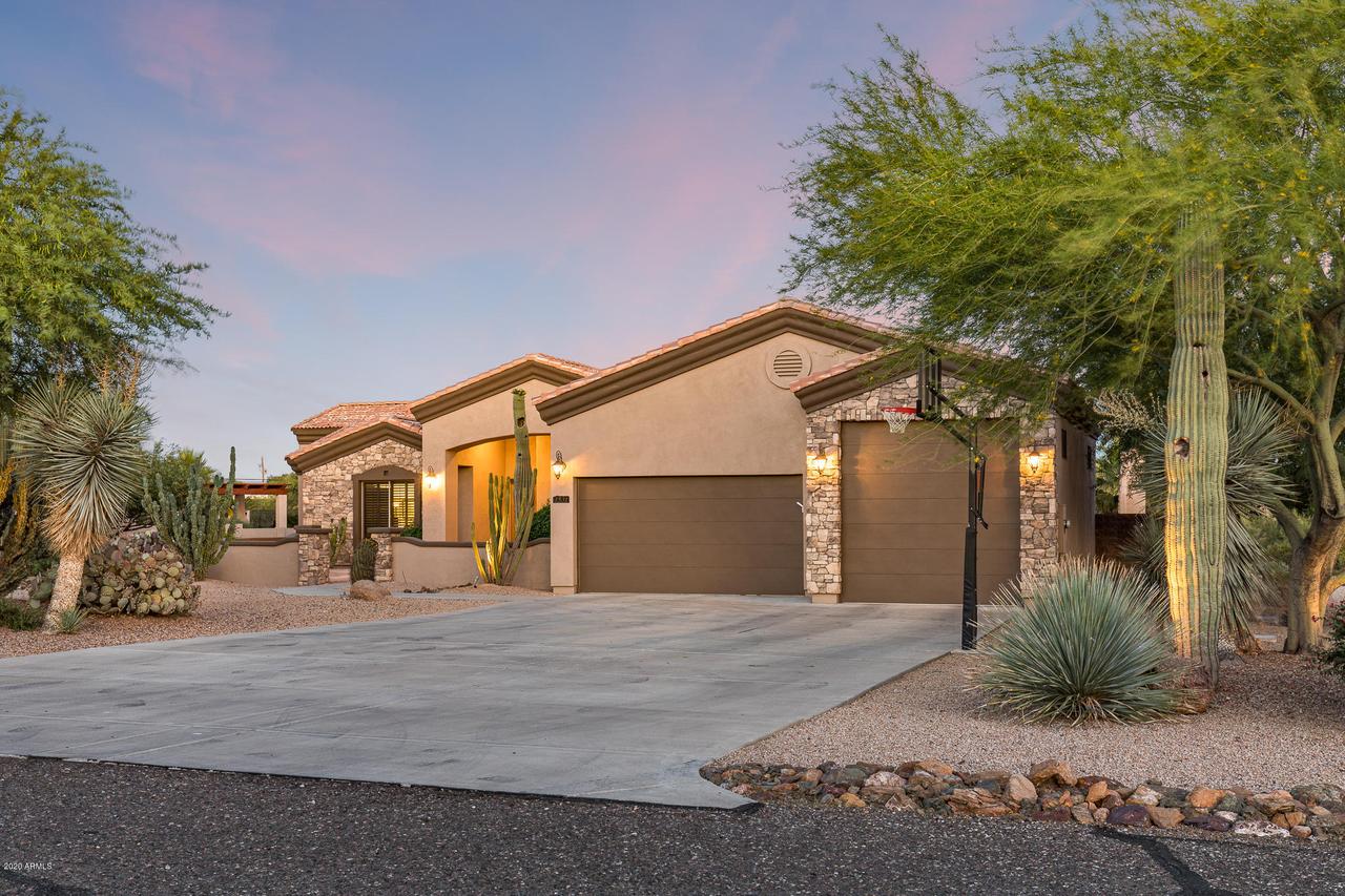 1531 E Breezy Dr., Phoenix, AZ 85086