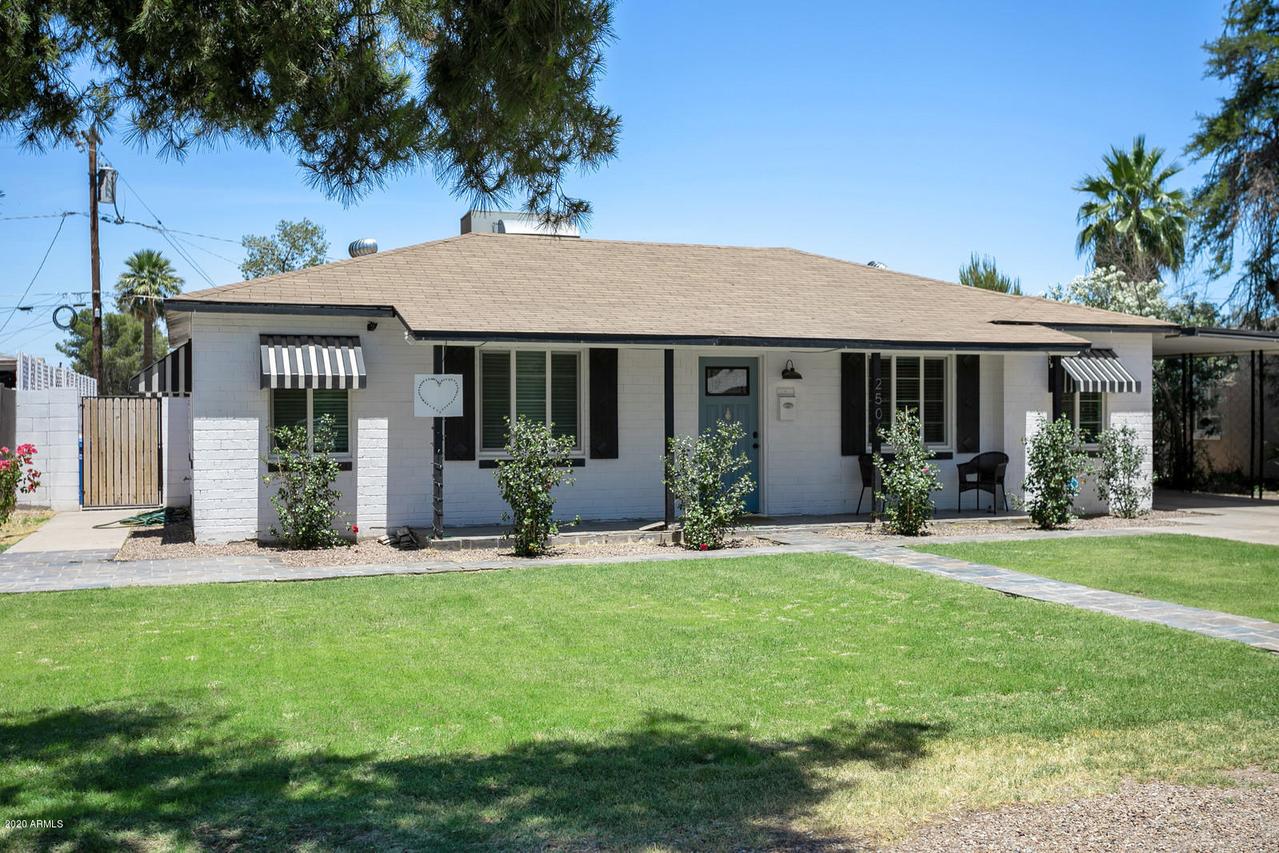 2506 E Pinchot Ave., Phoenix, AZ 85016