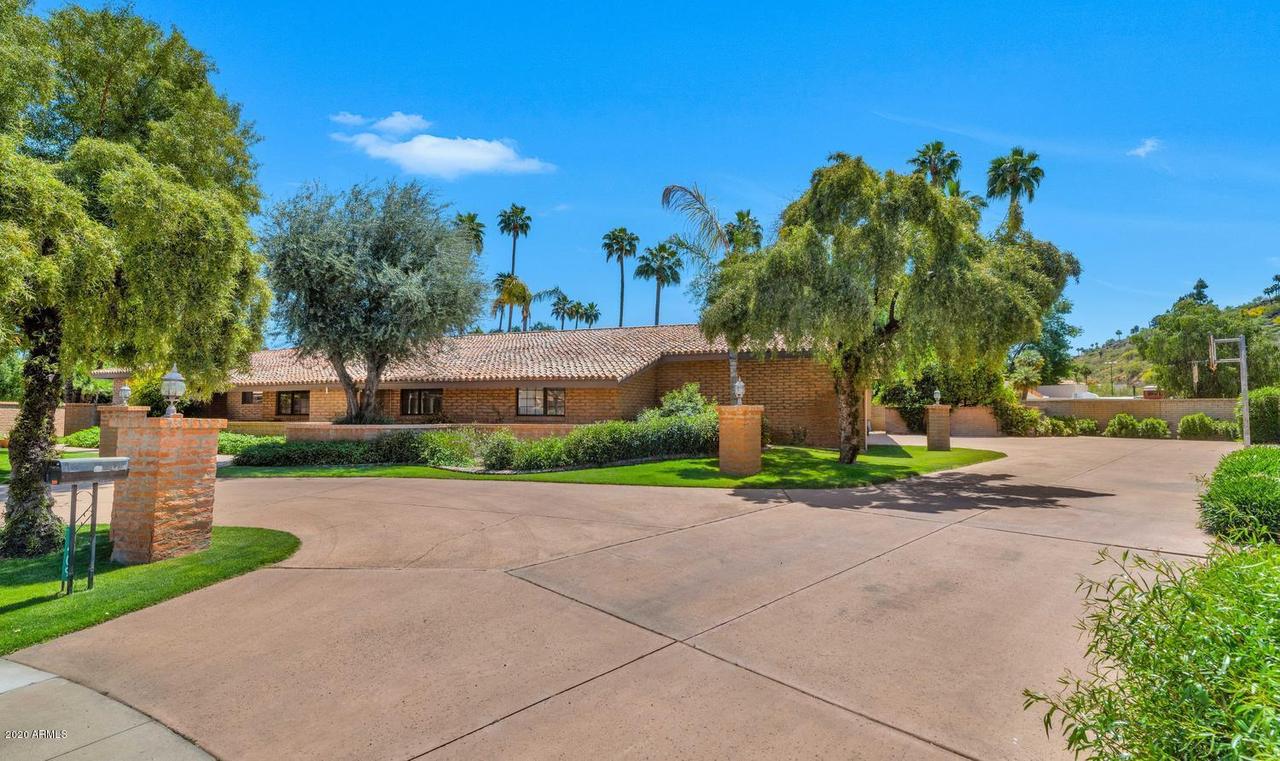 1409 W Port Au Prince Ln., Phoenix, AZ 85023