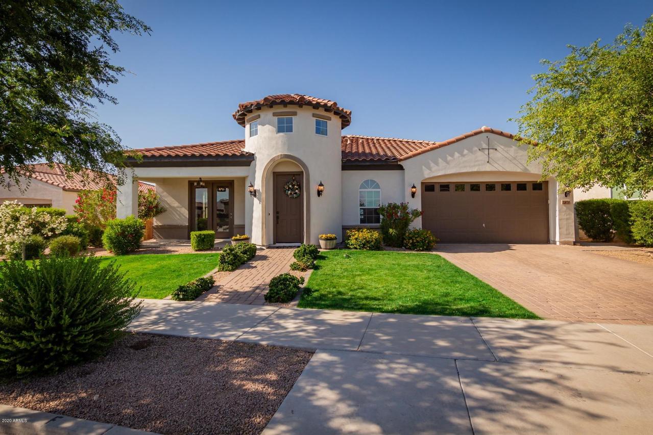 22150 E Creekside Dr., Queen Creek, AZ 85142