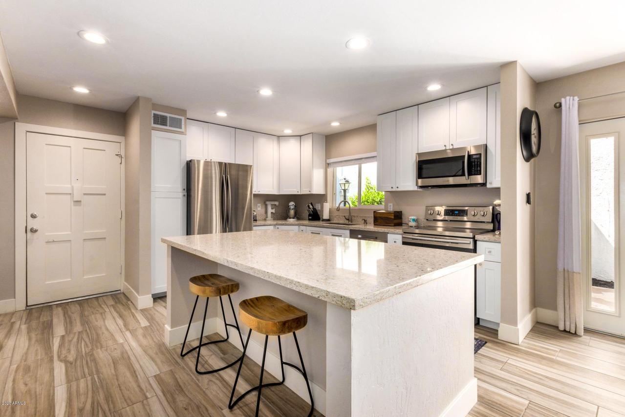 8586 E Indian School Rd. #H, Scottsdale, AZ 85251