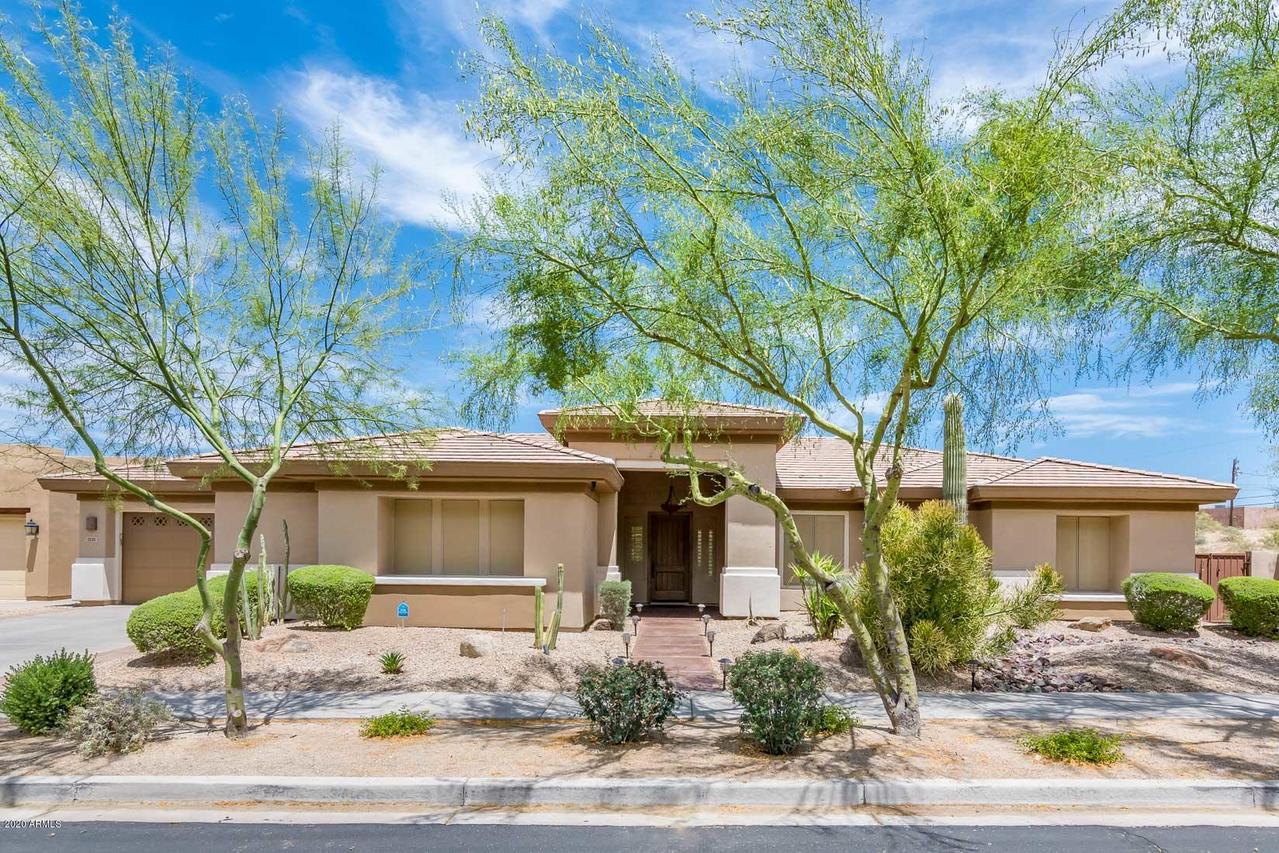 2126 E Beth Dr., Phoenix, AZ 85042