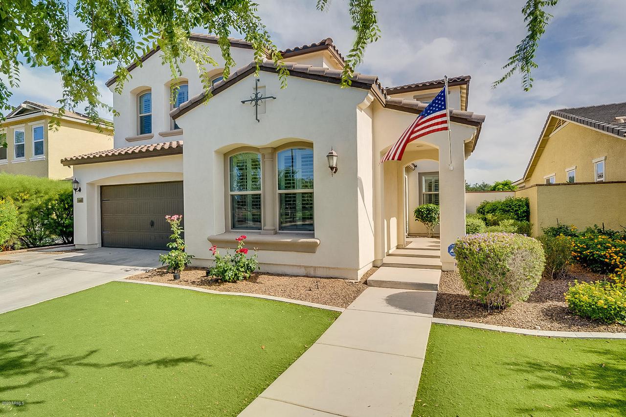 14861 W Dreyfus St., Surprise, AZ 85379