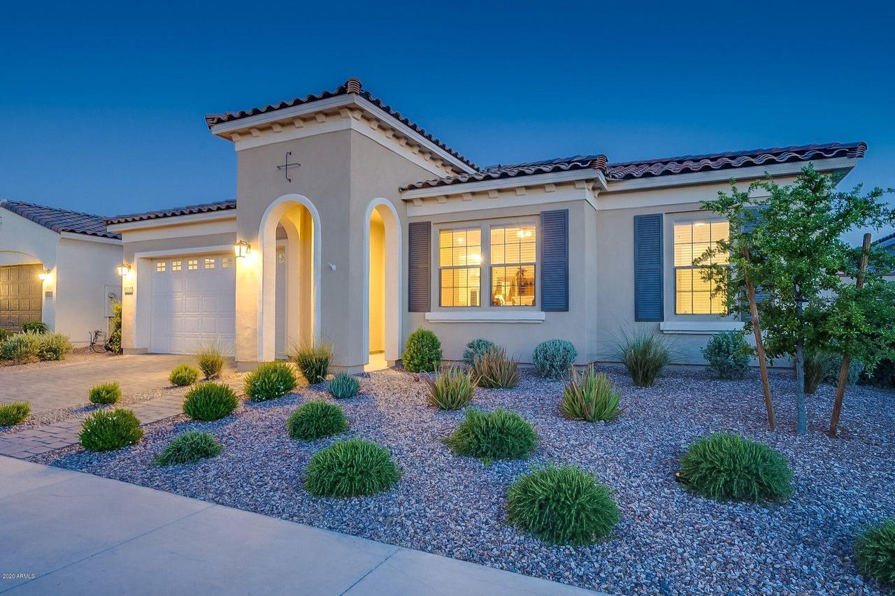 10725 E Simone Ave., Mesa, AZ 85212