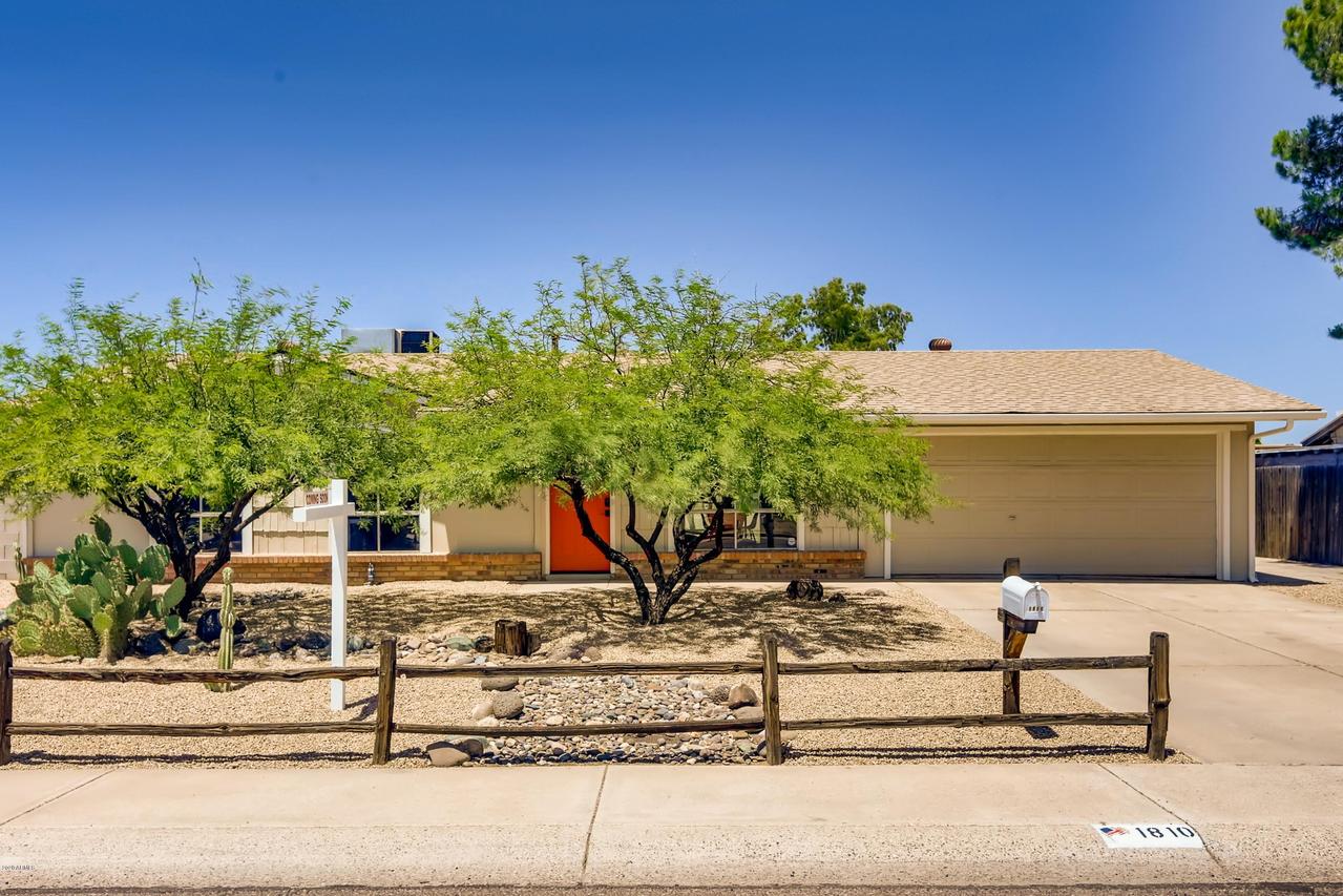 1810 W Kristal Way, Phoenix, AZ 85027