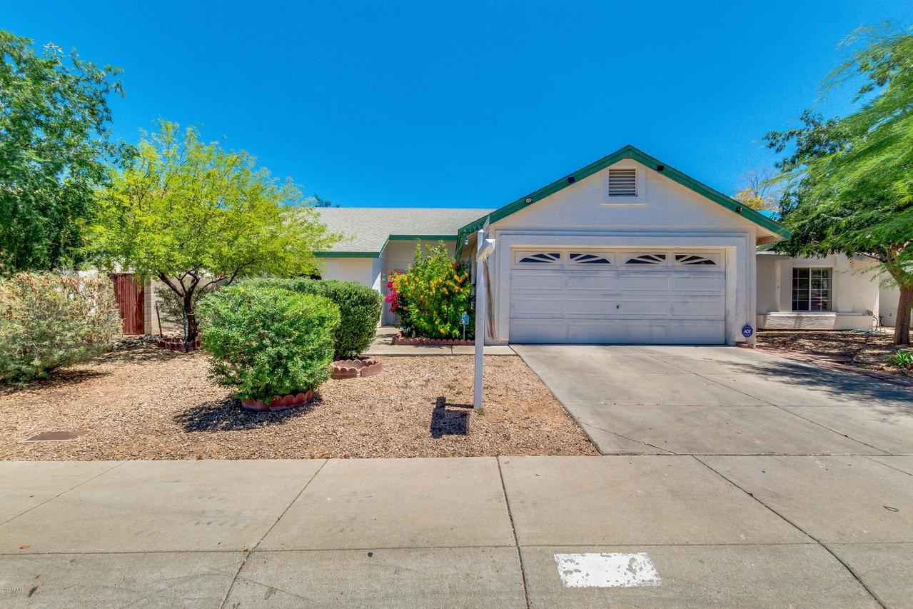 5247 N 102nd Dr., Glendale, AZ 85307