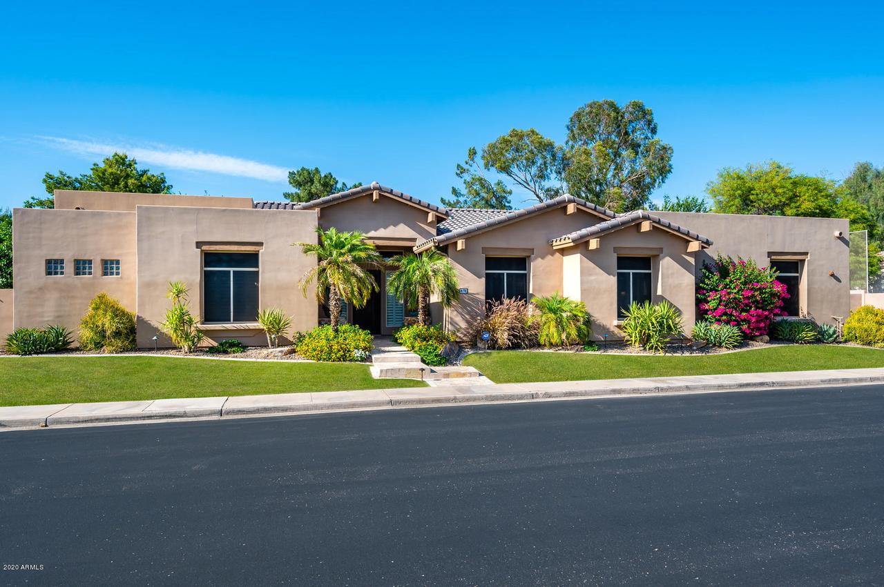 8176 E Sunnyside Dr., Scottsdale, AZ 85260