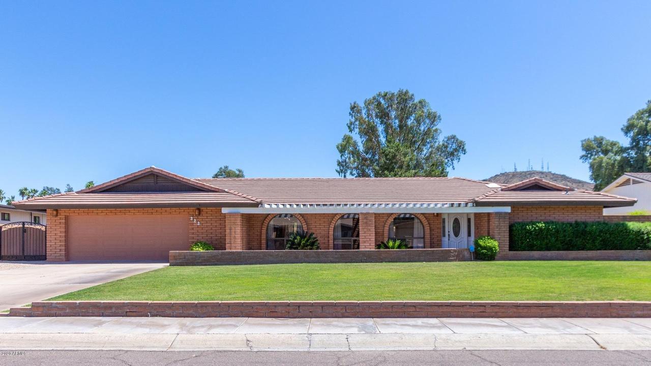 323 W Southern Hills Rd., Phoenix, AZ 85023