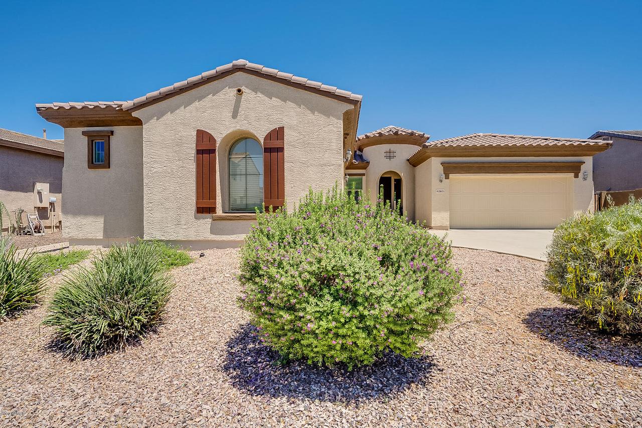 42821 N 45th Dr., New River, AZ 85087