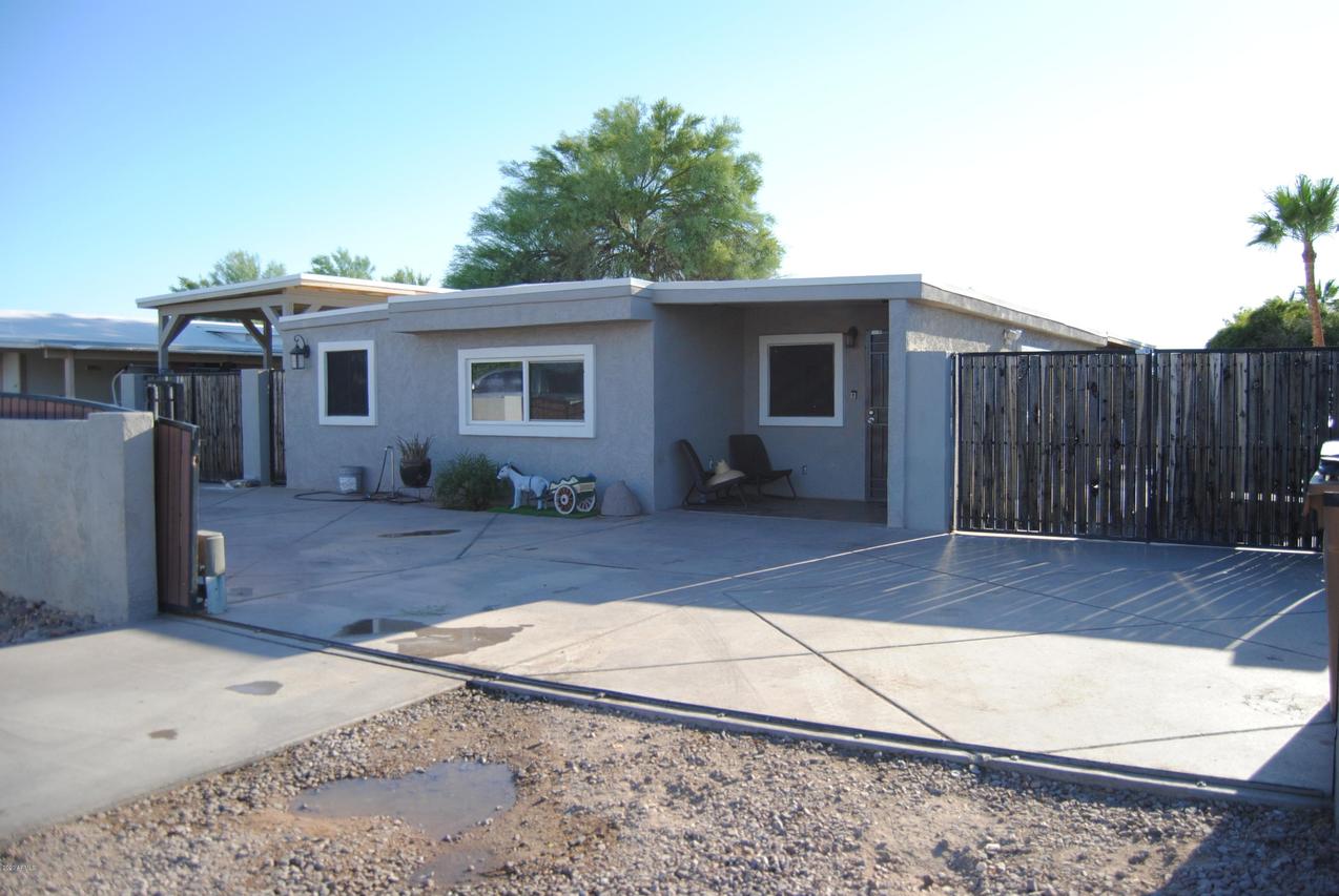 938 S 96th St., Mesa, AZ 85208