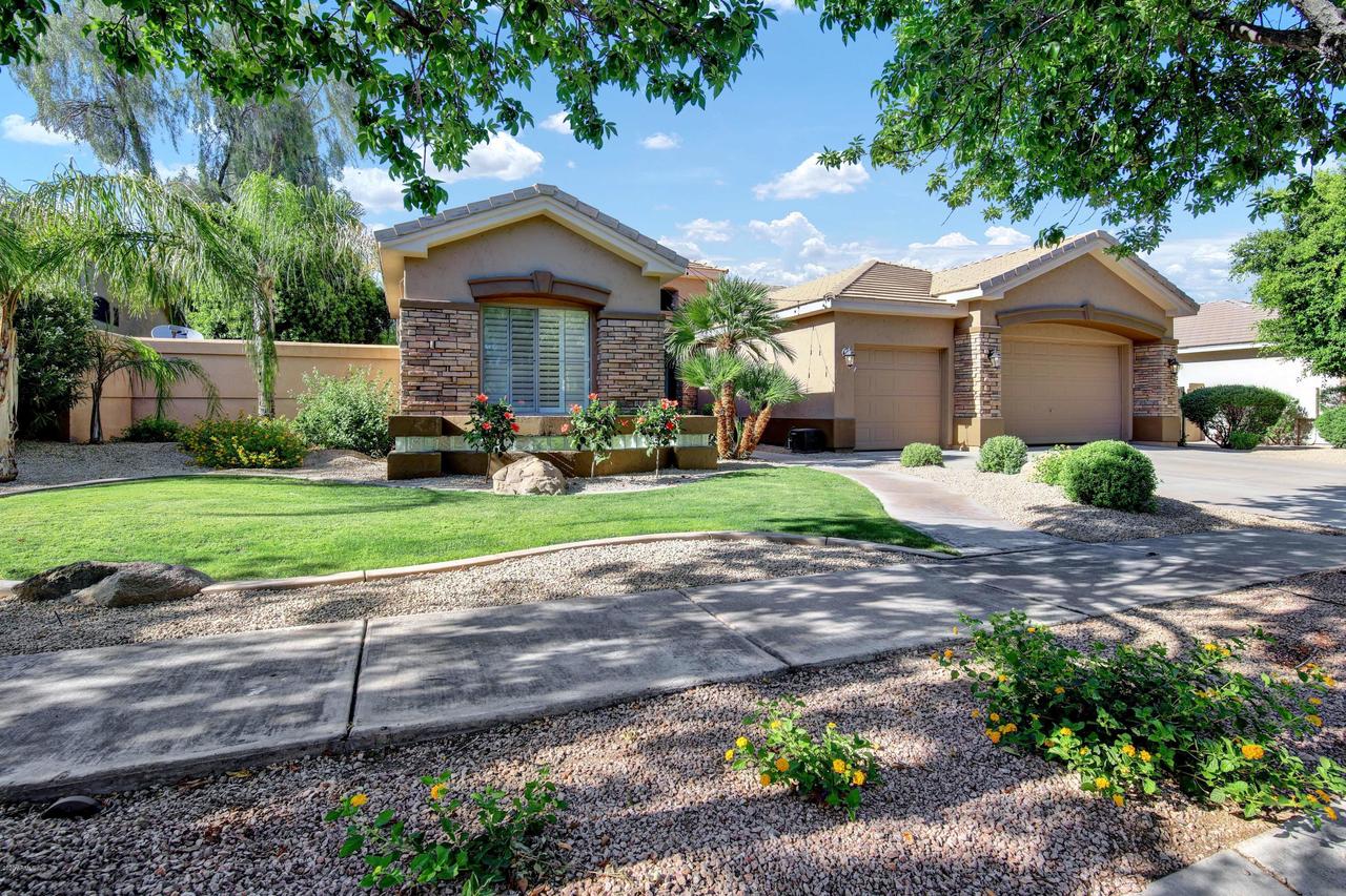 446 W Louis Way, Tempe, AZ 85284