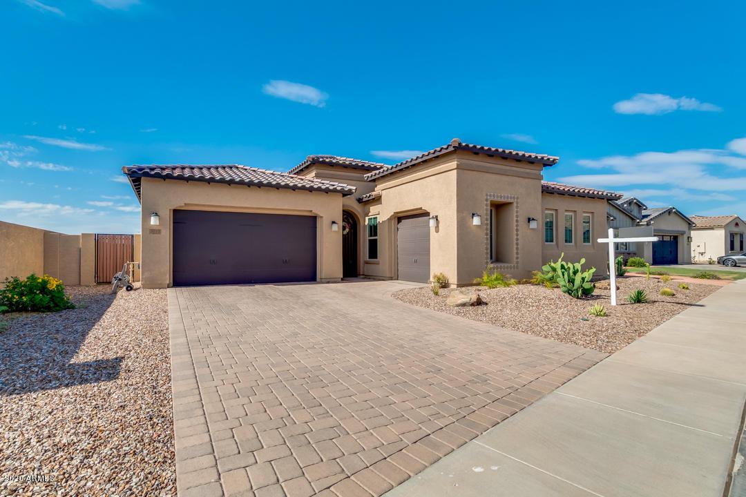 3010 E Desert Ln., Phoenix, AZ 85042