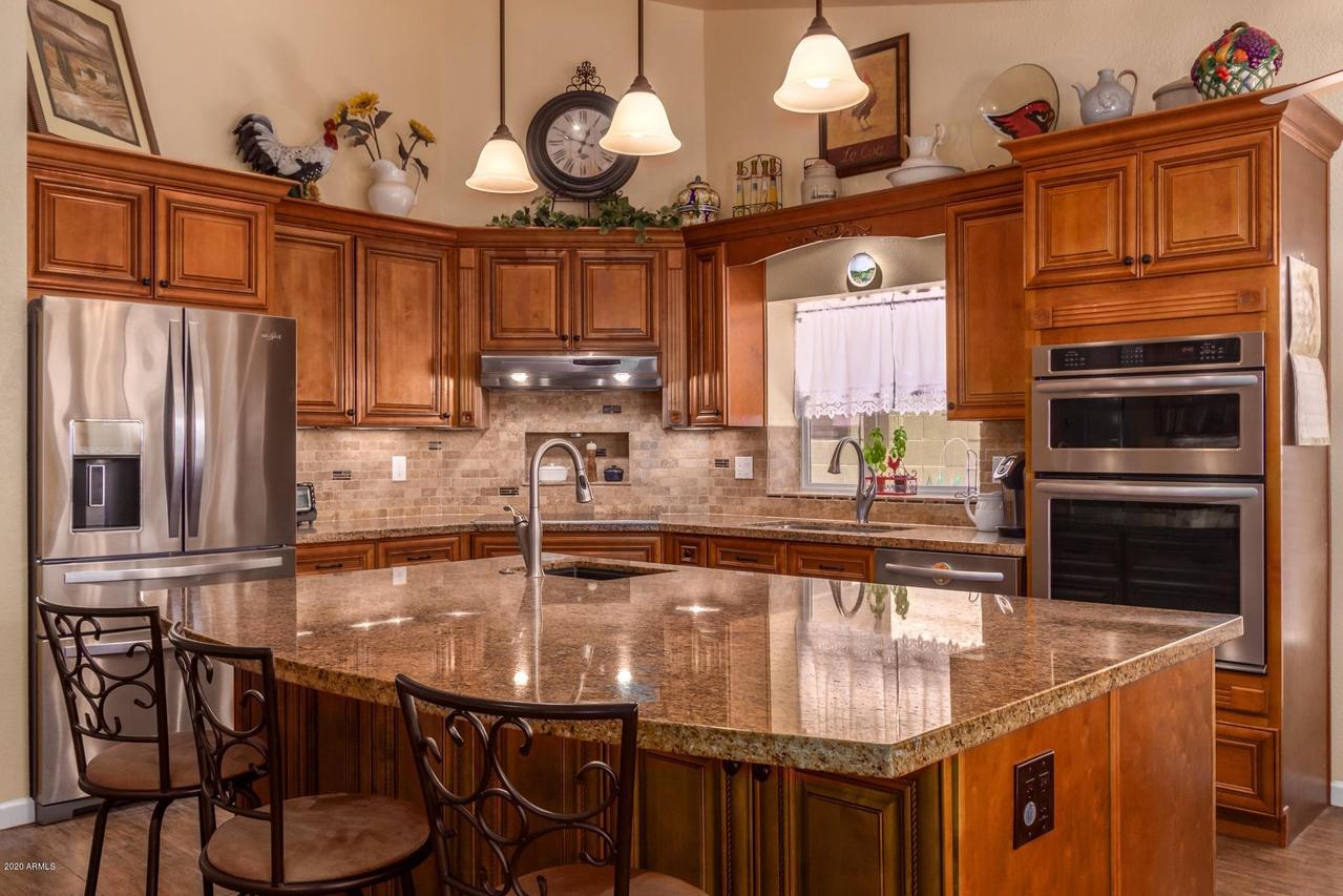 6409 W Port Royale Ln., Glendale, AZ 85306