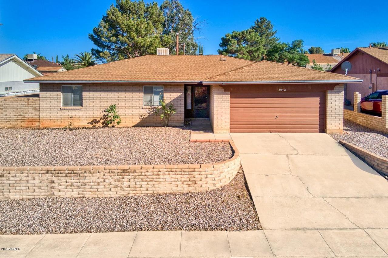 1310 E Buckhorn Dr., Sierra Vista, AZ 85635