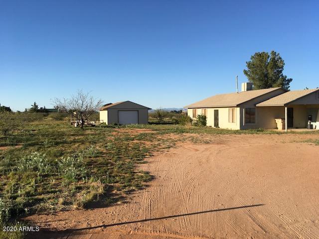 8169 E Larson Rd., Hereford, AZ 85615