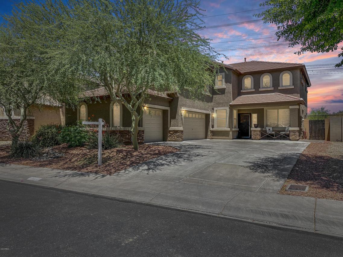 2530 E Ridge Creek Rd., Phoenix, AZ 85024