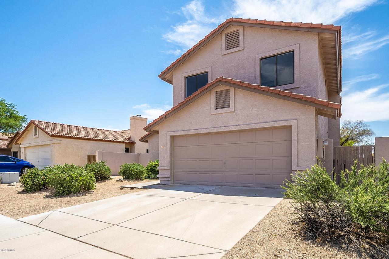 2721 E Dry Creek Rd., Phoenix, AZ 85048