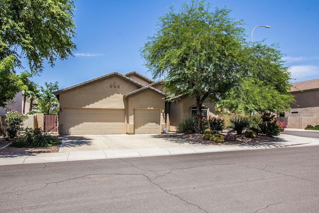 2910 E Riviera Pl., Chandler, AZ 85249