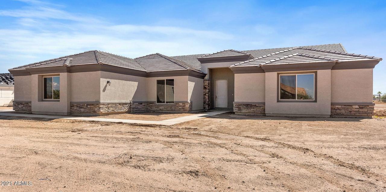 779 W Rhonda View Rd., San Tan Valley, AZ 85143