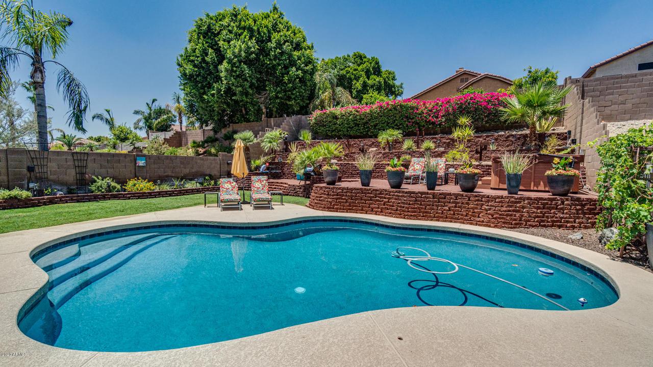 16034 S 10th St., Phoenix, AZ 85048