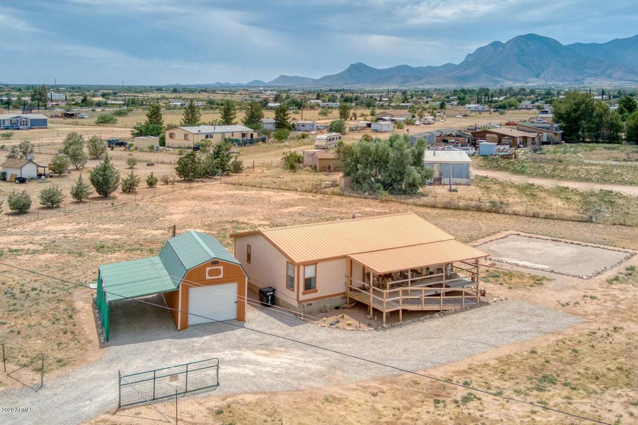 9772 E Cana St., Hereford, AZ 85615