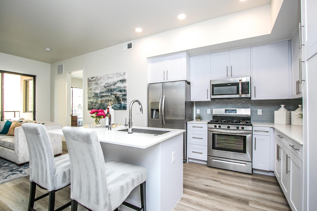 7300 E Earll Dr. #2019, Scottsdale, AZ 85251