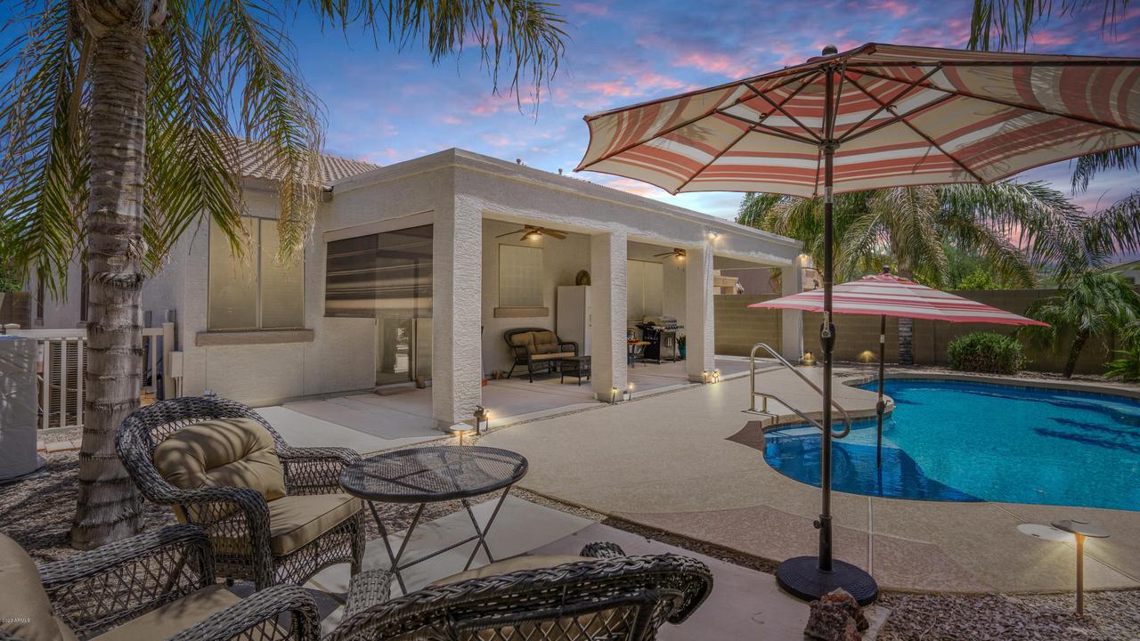 1113 E Coyote Creek Way, San Tan Valley, AZ 85143