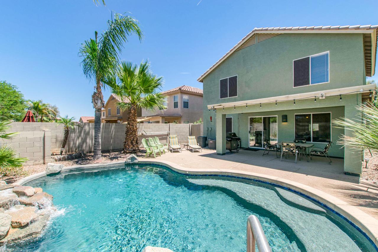 1068 E Rolls Rd., San Tan Valley, AZ 85143